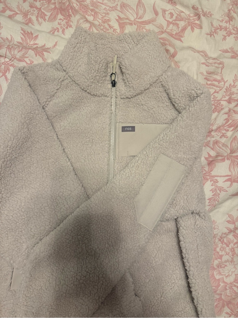 FIGS Womans Cream Sherpa Zip Jacket - Picture 3 of 4